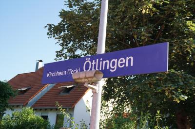 Person von S-Bahn erfasst und schwer verletzt in Kirchheim-Oetlingen